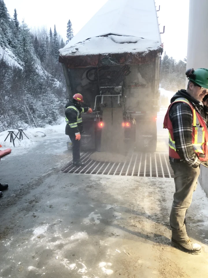 truck unloading