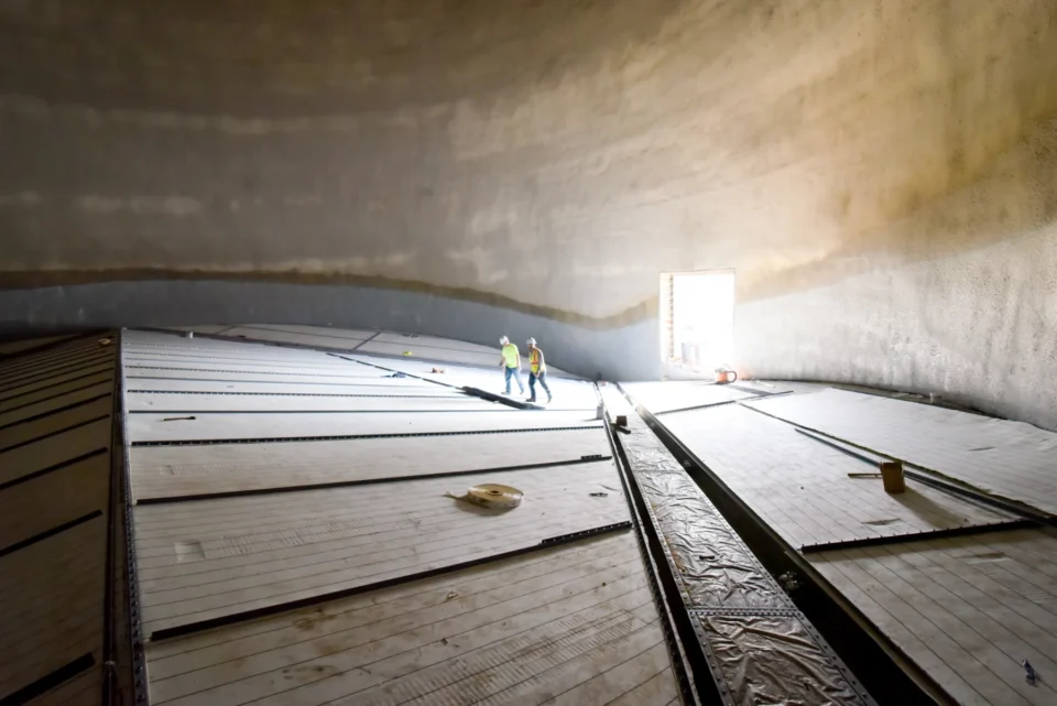 Ozinga floor