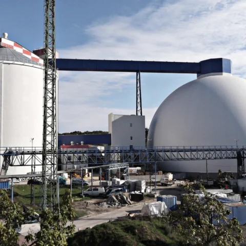 Sugar bulk storage dome
