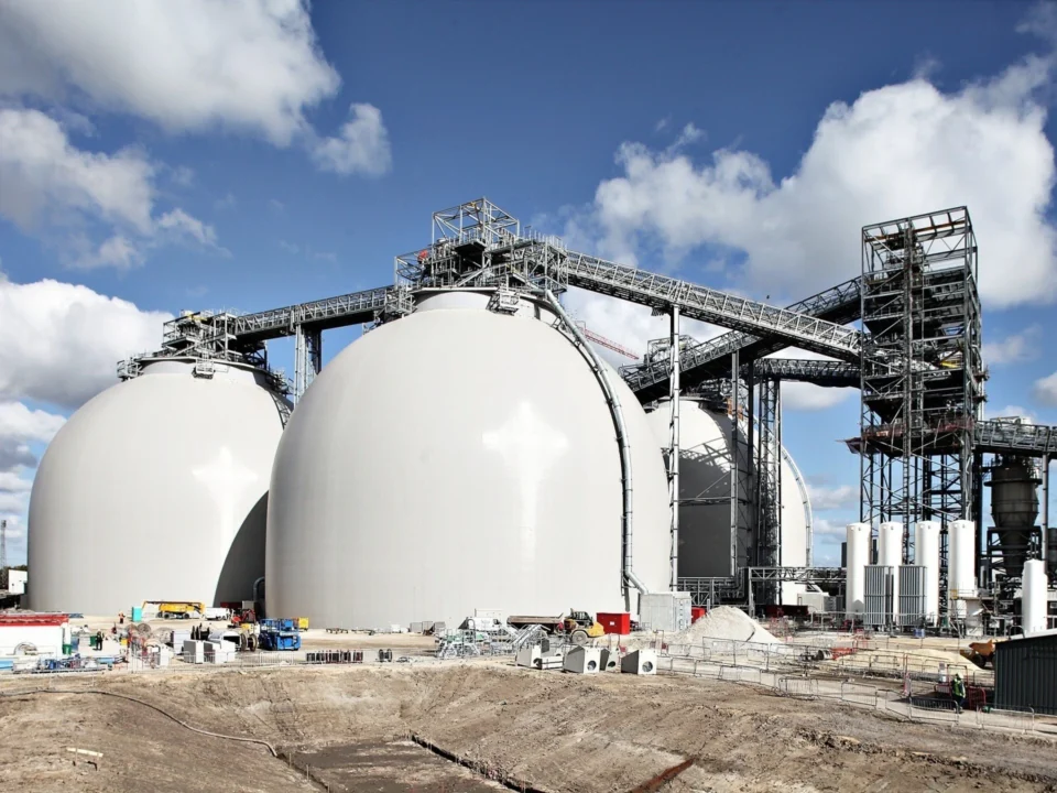 wood-pellet storage domes